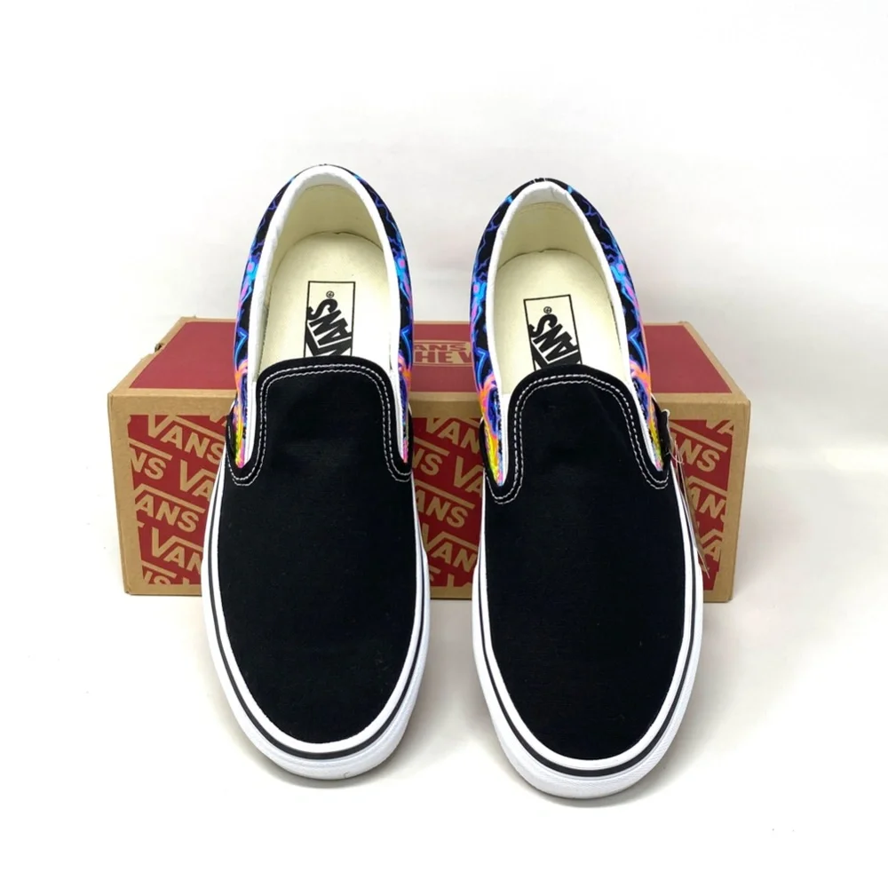 💖MEGA SALE💖VANS Classic Slip On Electric Flame Men Low  Canvas   VN000XG8B03 - Picture 8 of 11